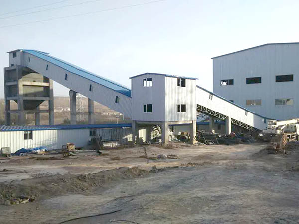 年产300万吨末块煤干法选煤厂在山西平朔东露天矿建成